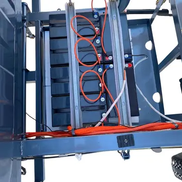 Вантажний електротрицикл Dozer Model 8Б закритий (2000 W / 72 V / 45 Ah)