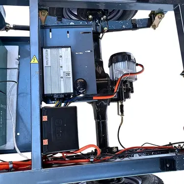 Вантажний електротрицикл Dozer Model 8Б закритий (2000 W / 72 V / 45 Ah)